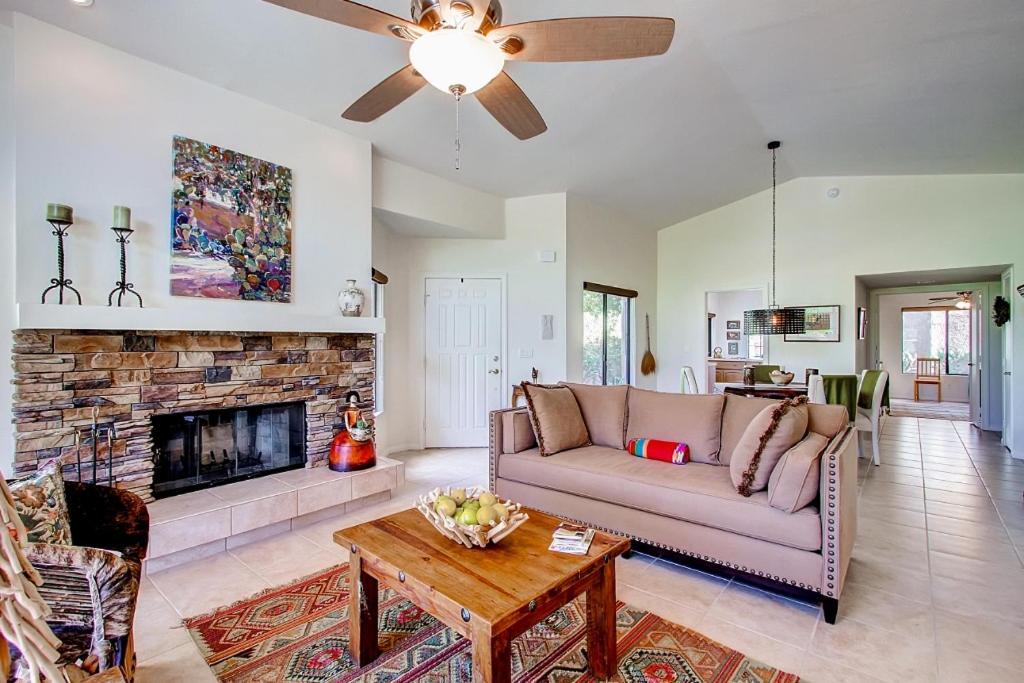 Country Club Home 2 Bedroom 2 Ba And Den About 1 Mi To Golf Borrego Springs Bagian luar foto